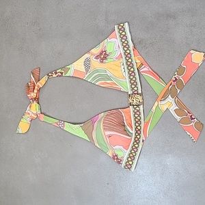 Trina Turk Lavascape Tangerine  Buckle Front Halter Bikini Top | Size 4